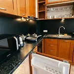 דירה South Facing Bright Mountain View Penthouse - 2 Balconies, 300mbps Wifi, Washer *