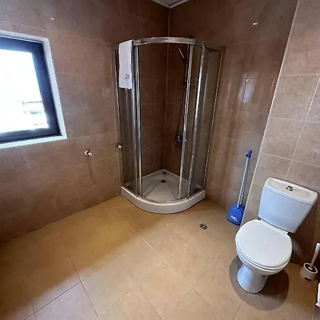 アパート South Facing Bright Mountain View Penthouse - 2 Balconies, 300mbps Wifi, Washer