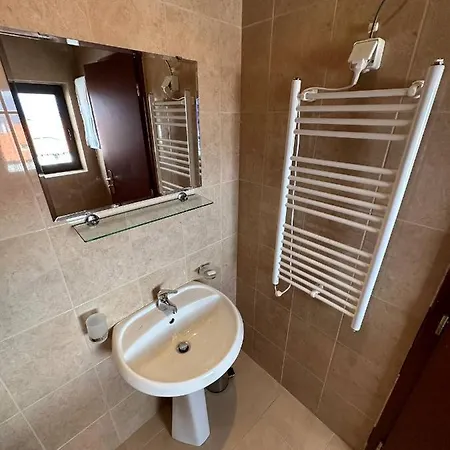 South Facing Bright Mountain View Penthouse - 2 Balconies, 300mbps Wifi, Washer * バンスコ