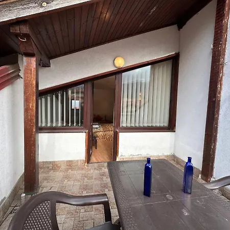 Apartament South Facing Bright Mountain View Penthouse - 2 Balconies, 300mbps Wifi, Washer *