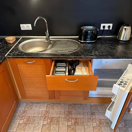 South Facing Bright Mountain View Penthouse - 2 Balconies, 300mbps Wifi, Washer アパート *