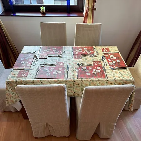 Apartament South Facing Bright Mountain View Penthouse - 2 Balconies, 300mbps Wifi, Washer *