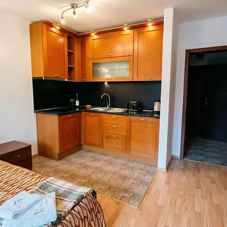 South Facing Bright Mountain View Penthouse - 2 Balconies, 300mbps Wifi, Washer Apartman