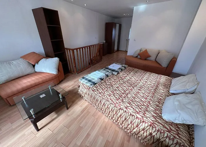 Apartman South Facing Bright Mountain View Penthouse - 2 Balconies, 300mbps Wifi, Washer *