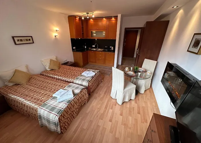 公寓 South Facing Bright Mountain View Penthouse - 2 Balconies, 300mbps Wifi, Washer