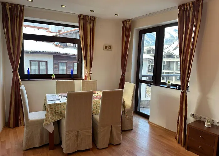 公寓 South Facing Bright Mountain View Penthouse - 2 Balconies, 300mbps Wifi, Washer