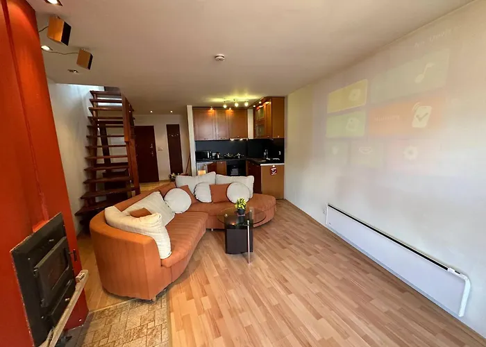 South Facing Bright Mountain View Penthouse - 2 Balconies, 300mbps Wifi, Washer 班斯科