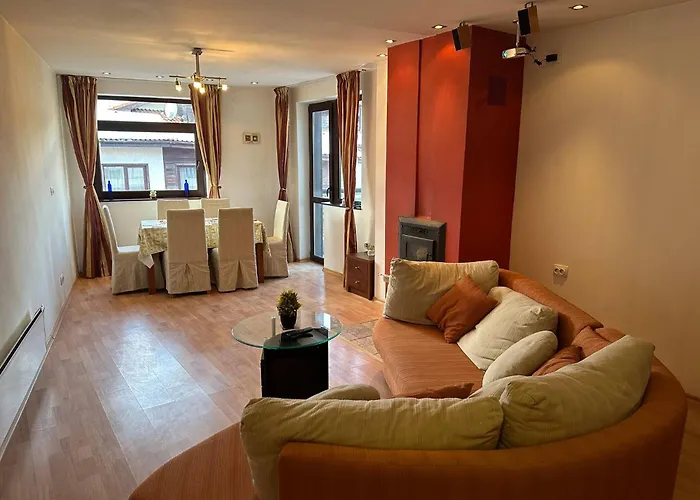 South Facing Bright Mountain View Penthouse - 2 Balconies, 300mbps Wifi, Washer 公寓 *