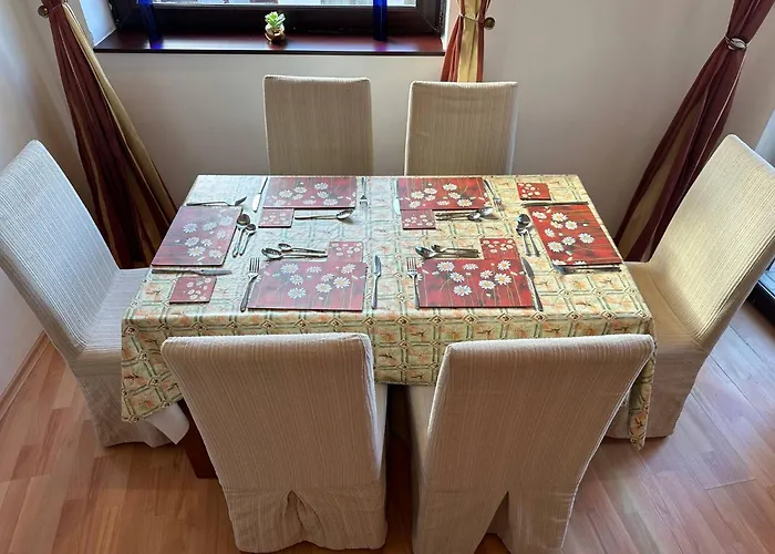 公寓 South Facing Bright Mountain View Penthouse - 2 Balconies, 300mbps Wifi, Washer *