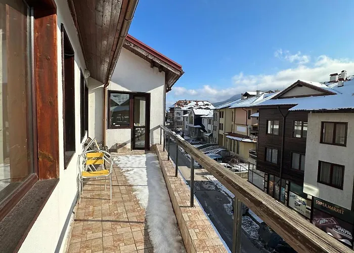 公寓 South Facing Bright Mountain View Penthouse - 2 Balconies, 300mbps Wifi, Washer