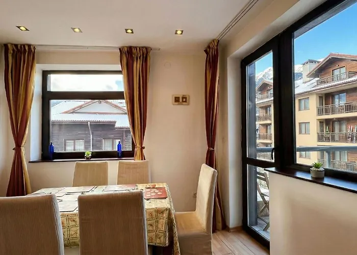 South Facing Bright Mountain View Penthouse - 2 Balconies, 300mbps Wifi, Washer Apartman