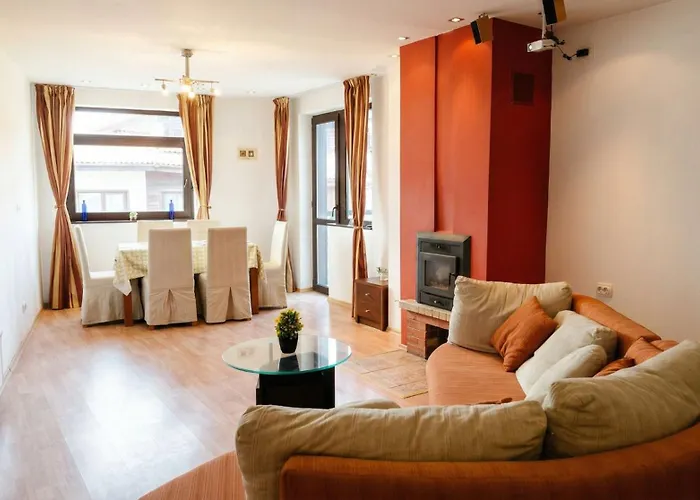 South Facing Bright Mountain View Penthouse - 2 Balconies, 300mbps Wifi, Washer Apartman